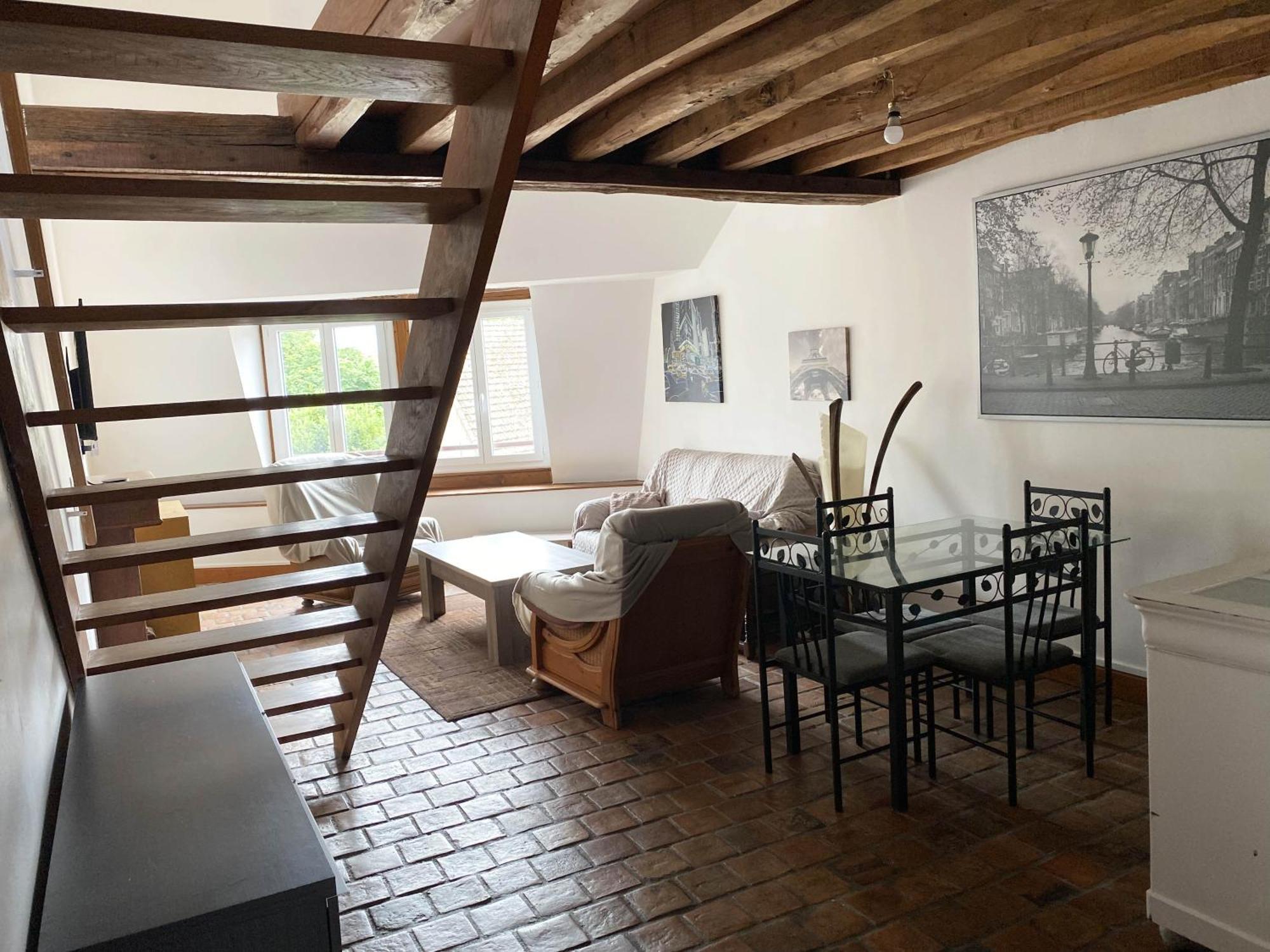 Appartement Tout Confort En Centre-Ville Cosne-sur-Loire Esterno foto