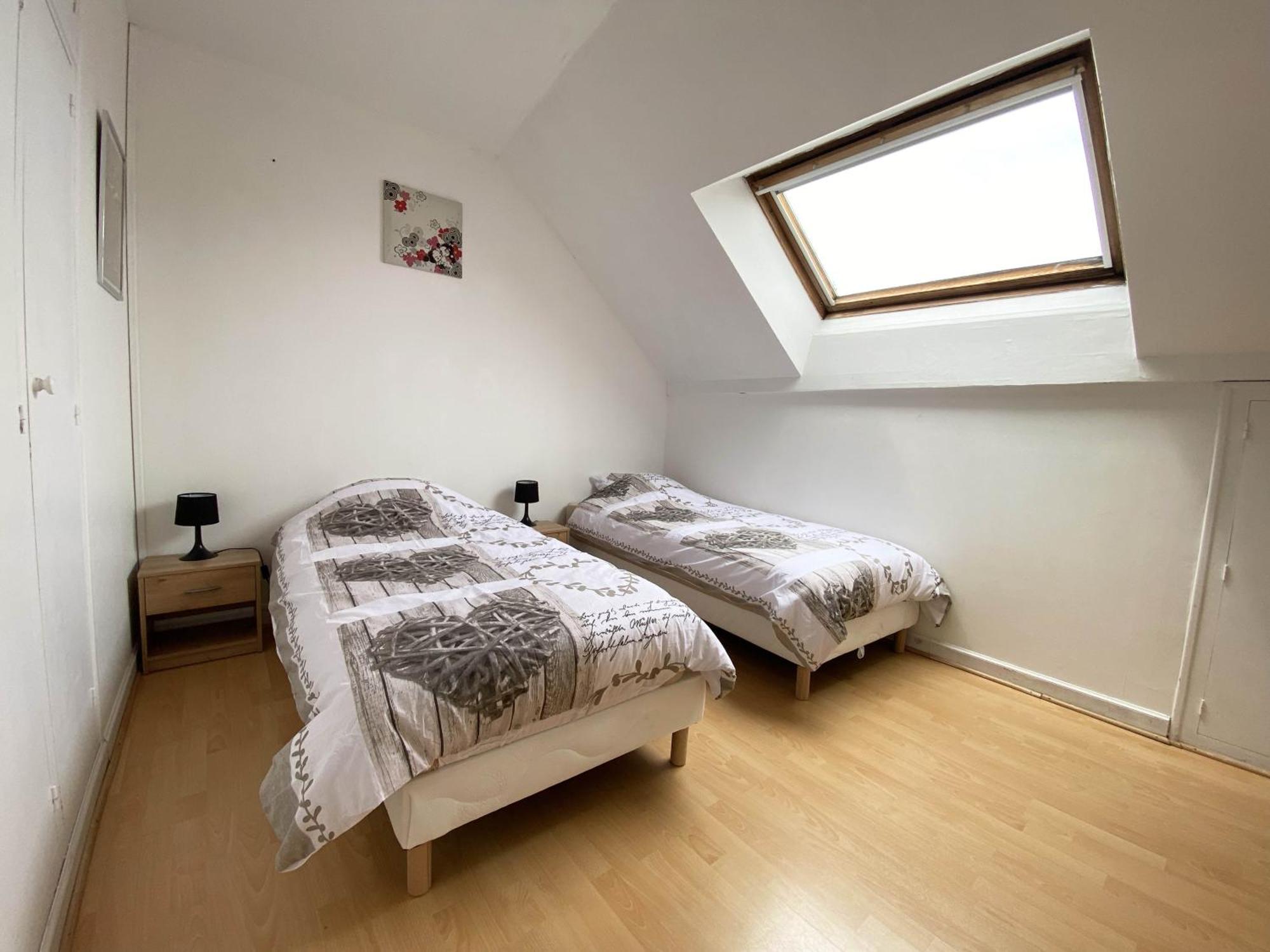 Appartement Tout Confort En Centre-Ville Cosne-sur-Loire Esterno foto